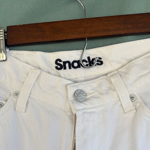 NWOT Mother Snacks High Waisted Twizzy Skimp Jeans Size 27 - Picture 2 of 8